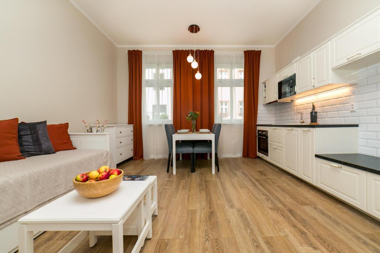 New Studio 3 - Self Check In, Parking Possible, Weekend Free Parking Bratislava Extérieur photo
