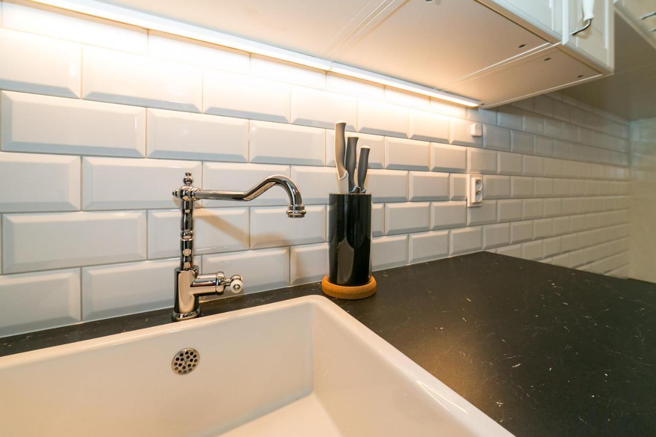 New Studio 3 - Self Check In, Parking Possible, Weekend Free Parking Bratislava Extérieur photo